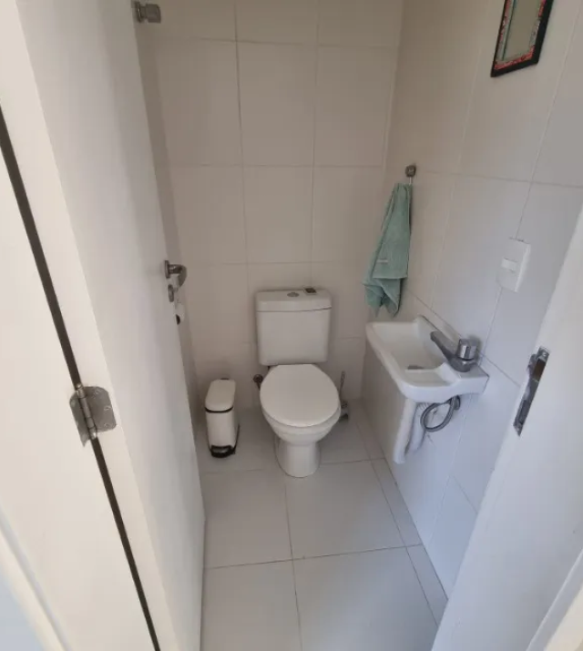 C3711 5.jpg